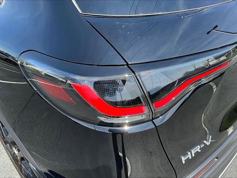Used 2024 Honda HR-V Sport image 24