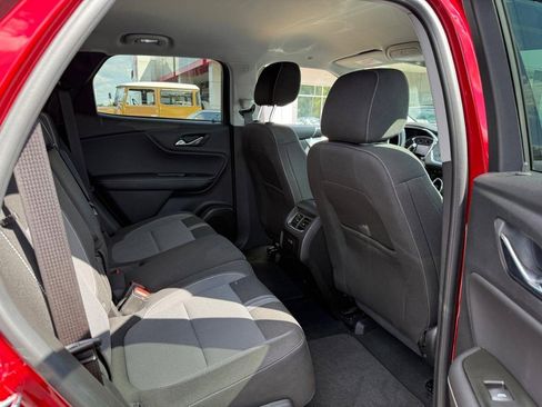 Used 2025 Chevrolet Blazer LT image 10