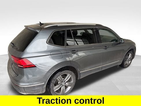 Used 2019 Volkswagen Tiguan SEL Premium image 6