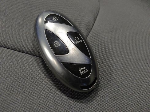 Used 2025 Hyundai Elantra Sport FWD image 32