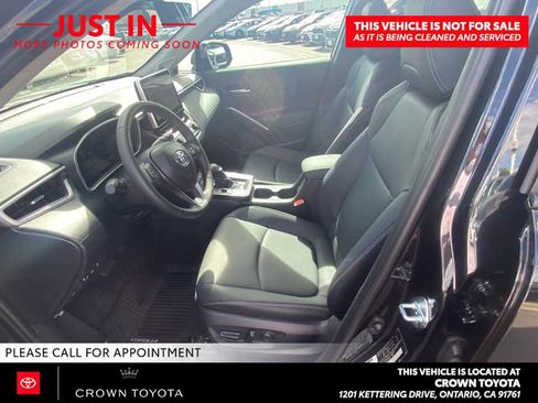 Used 2026 Toyota Corolla Cross XLE w/ Convenience Package FWD image 9