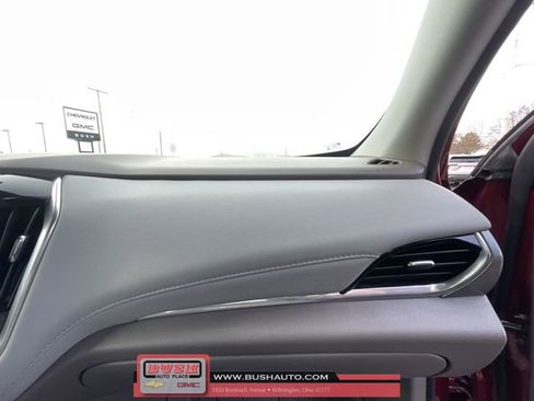 Used 2019 Chevrolet Traverse Premier w/ Driver Confidence II Package image 30