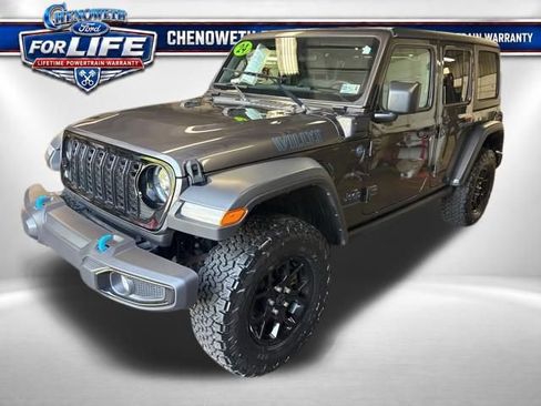 Used 2024 Jeep Wrangler Unlimited AWD/4WD image 1