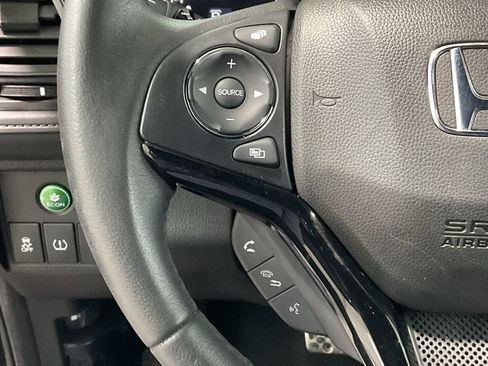 Used 2021 Honda HR-V Sport image 9