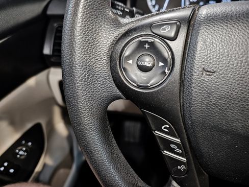 Used 2014 Honda Accord EX image 38
