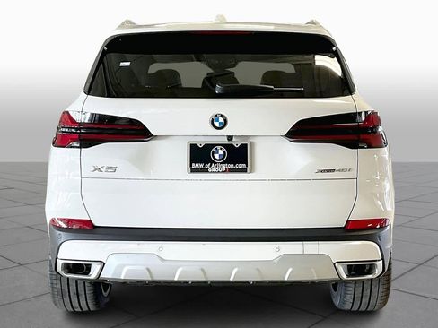 New 2026 BMW X5 xDrive40i w/ Climate Comfort Package image 4