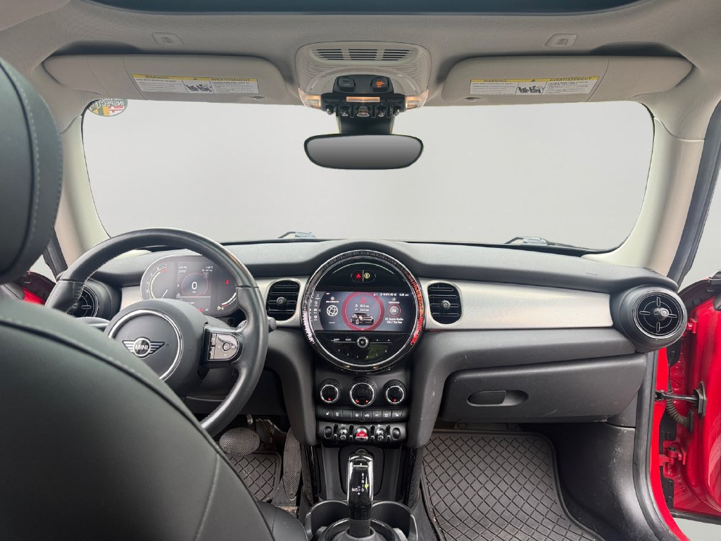 Used 2023 MINI Cooper 2-Door Hardtop FWD image 10