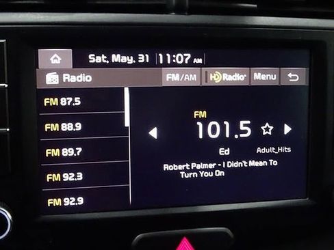 Used 2023 Kia Soul LX w/ Option Group 015 FWD image 27