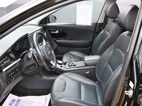 Used 2022 Kia Niro EX Premium FWD image 17