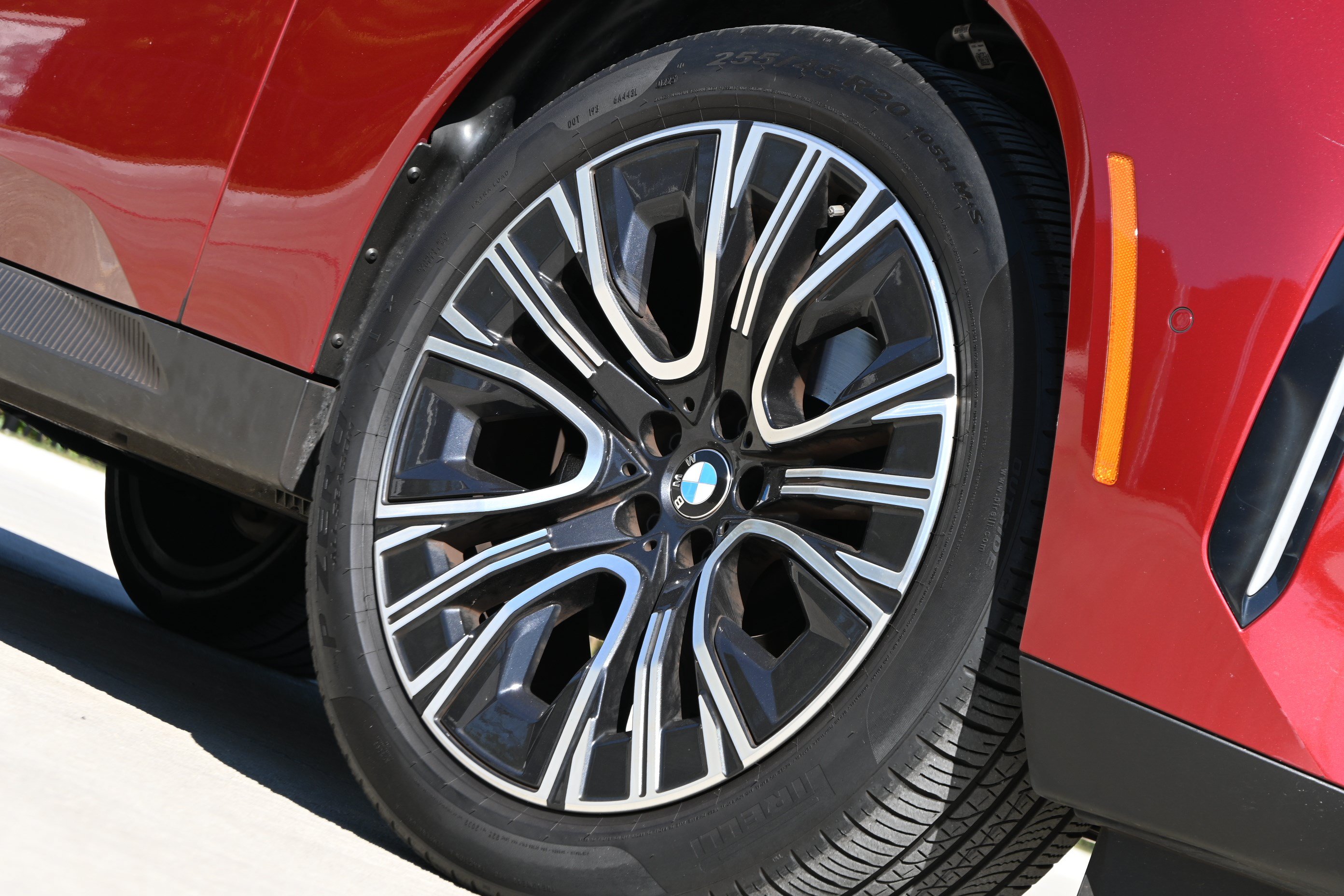 Certified 2025 BMW X3 xDrive30i AWD/4WD image 10