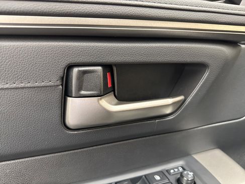 Used 2025 Toyota Tundra Limited image 39