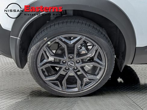 New 2026 Nissan Kicks SR image 25