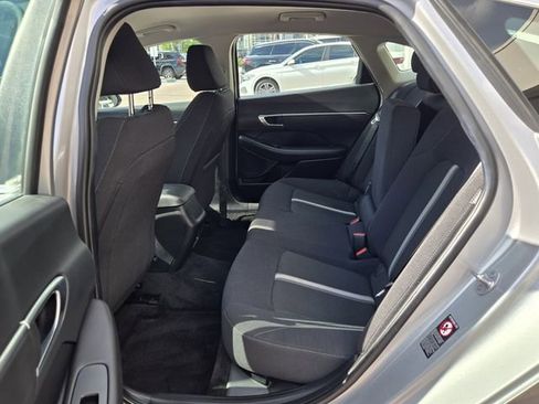 Used 2023 Hyundai Sonata SEL FWD image 13