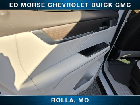 Used 2024 GMC Acadia Denali w/ Super Cruise Package image 17