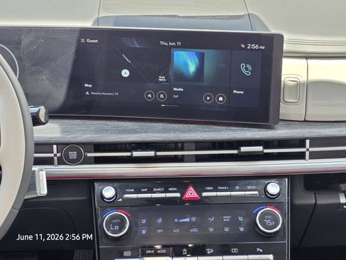 Used 2025 Hyundai Santa Fe Calligraphy FWD image 22