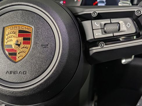 New 2026 Porsche Macan AWD/4WD image 37