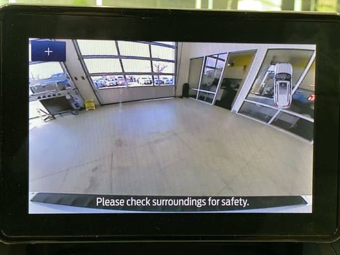 Used 2023 Ford Explorer XLT w/ Equipment Group 202A image 19