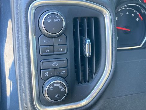 Used 2021 Chevrolet Silverado 1500 LT image 19