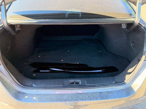 Certified 2023 Nissan Sentra SR w/ Midnight Edition Package FWD image 9