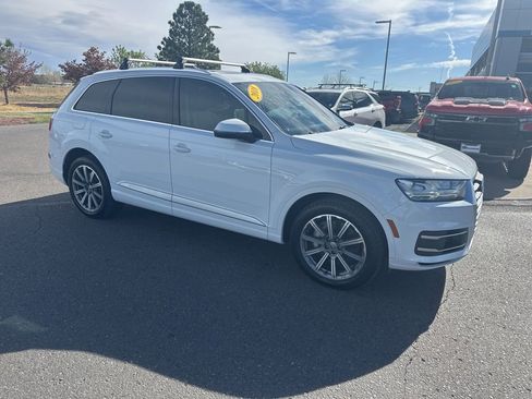 Used 2018 Audi Q7 3.0T Prestige image 38
