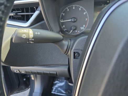 Used 2023 Toyota Corolla SE image 26