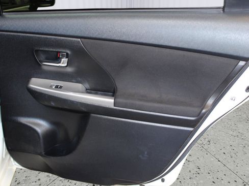Used 2017 Toyota Prius V Three FWD image 45
