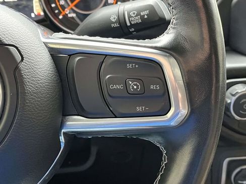 Used 2022 Jeep Gladiator Overland w/ Popular Equipment Package image 27