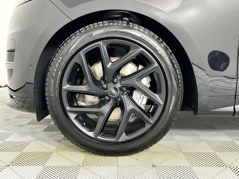 Used 2025 Land Rover Range Rover Sport Dynamic SE image 9