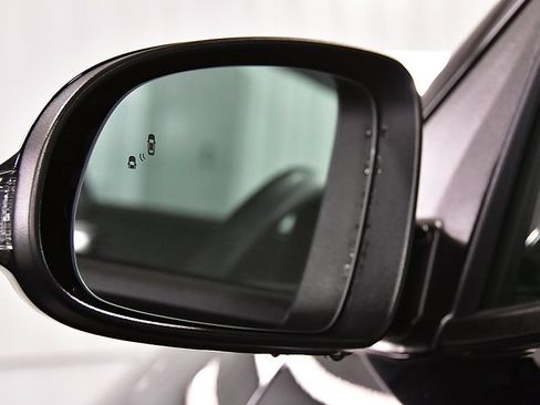 Used 2023 Hyundai Kona SEL AWD/4WD image 13