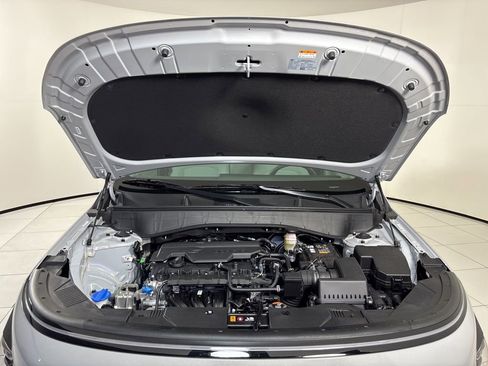 New 2026 Hyundai Kona SE image 11