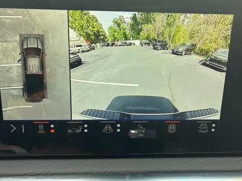 Used 2025 GMC Sierra 3500 Denali w/ Denali Reserve Package AWD/4WD image 22