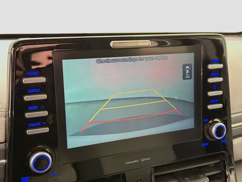 Used 2020 Hyundai Ioniq SEL image 22