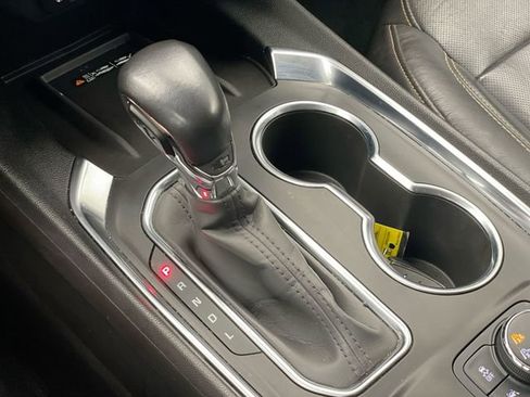 Certified 2021 Chevrolet Traverse Premier image 13