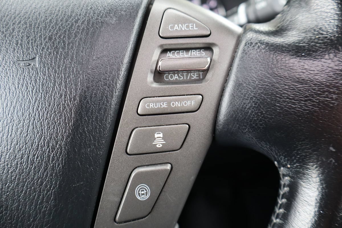 Used 2019 Nissan Armada Platinum AWD/4WD image 33