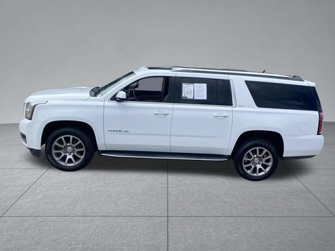Used 2017 GMC Yukon XL SLT w/ Open Road Package RWD image 4