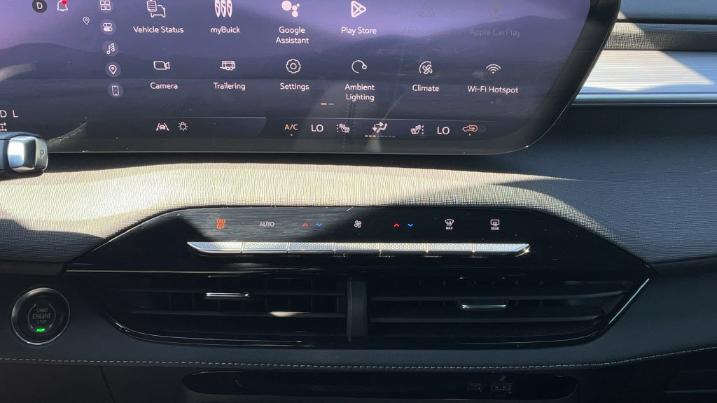 Certified 2026 Buick Enclave Preferred AWD/4WD image 21