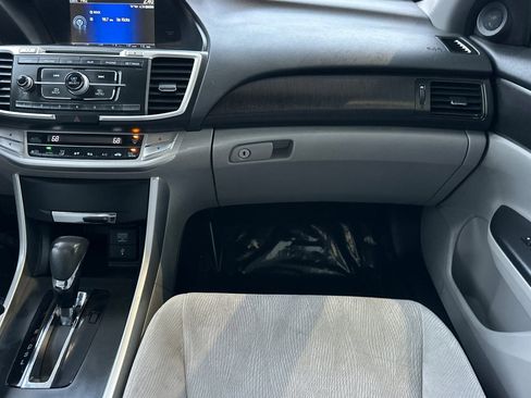 Used 2013 Honda Accord EX image 28