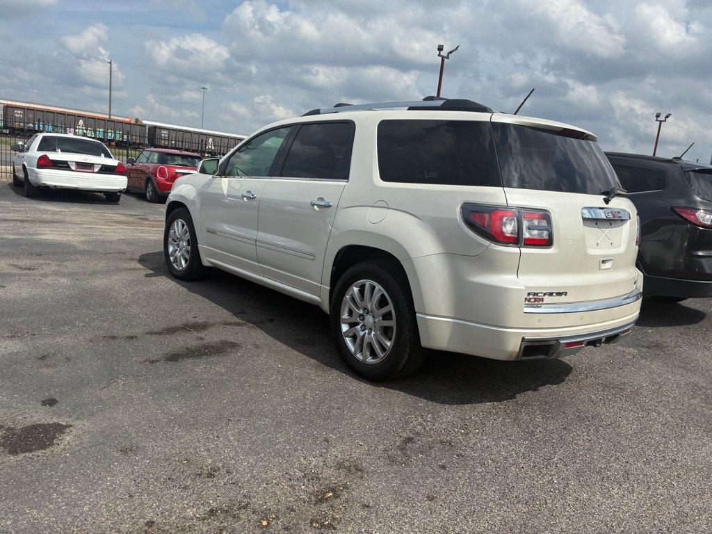 Used 2015 GMC Acadia Denali AWD/4WD image 4