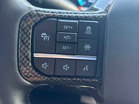 Used 2024 Ford F250 Lariat w/ Lariat Ultimate Package AWD/4WD image 23