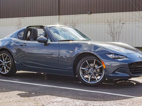 Used 2020 MAZDA MX-5 Miata RF Grand Touring image 2