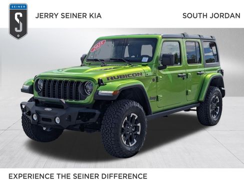 Used 2025 Jeep Wrangler Unlimited Rubicon w/ Convenience Group AWD/4WD image 1