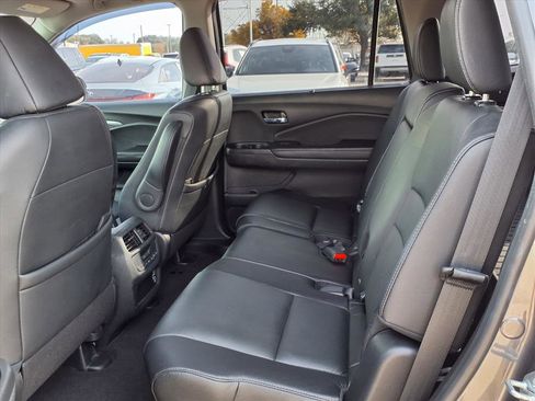 Certified 2021 Honda Pilot Special Edition image 18