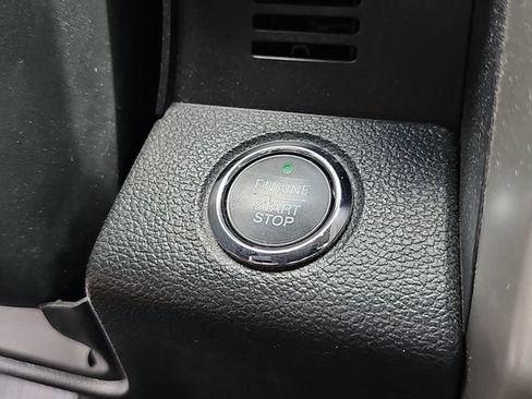 Used 2019 Ford F150 Lariat AWD/4WD image 24