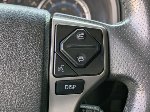 Used 2018 Toyota 4Runner SR5 image 23