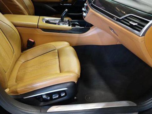 Used 2016 BMW 750i xDrive AWD/4WD image 79