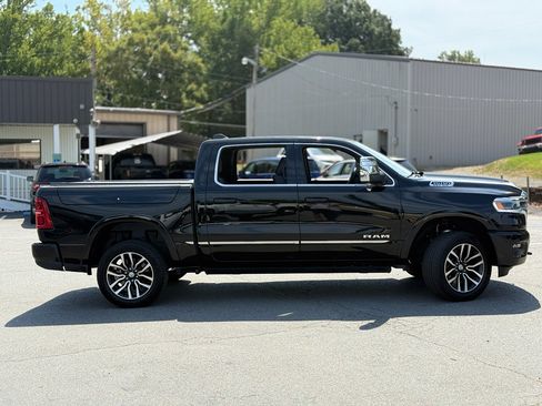 Used 2025 RAM 1500 Limited w/ Trailer Tow Group AWD/4WD image 8