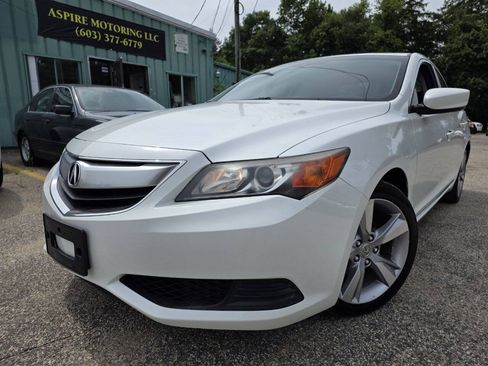 Used 2014 Acura ILX FWD image 2