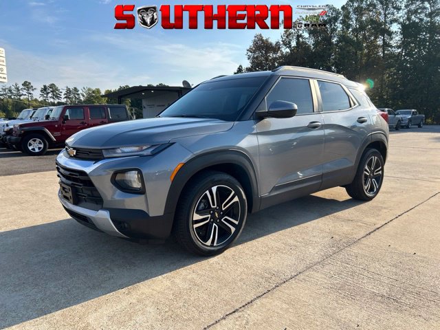 Used 2023 Chevrolet TrailBlazer LT FWD image 1