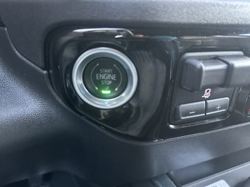 Certified 2023 Chevrolet Silverado 1500 LTZ w/ Technology Package image 16