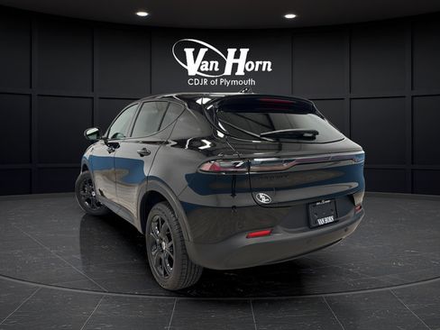Used 2024 Dodge Hornet GT Plus w/ GT Blacktop Package AWD/4WD image 5